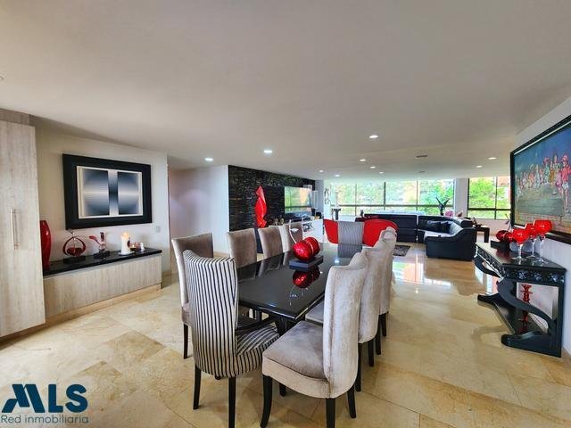 Apartment in Medellín, Antioquia, Colombia 3 - 16208366