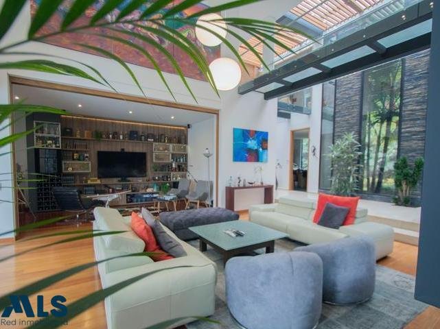 House in Santa Elena, Antioquia, Colombia 3 - 16208254