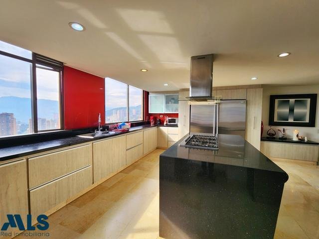 Apartment in Medellín, Antioquia, Colombia 4 - 16208366