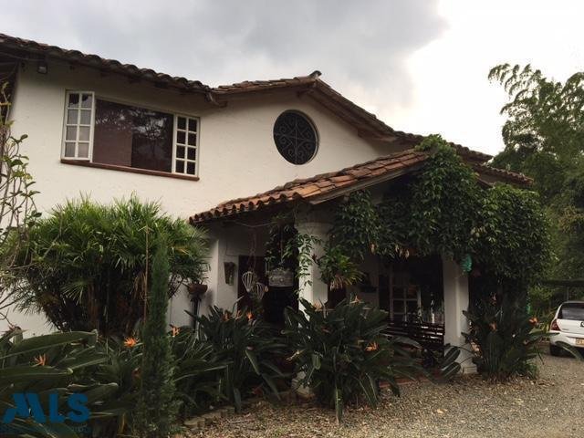 House in Envigado, Antioquia, Colombia 1 - 16208415