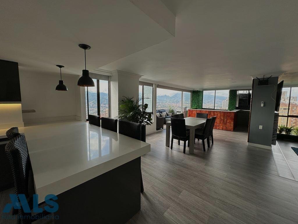 Apartment in Medellín, Antioquia, Colombia 5 - 16208365