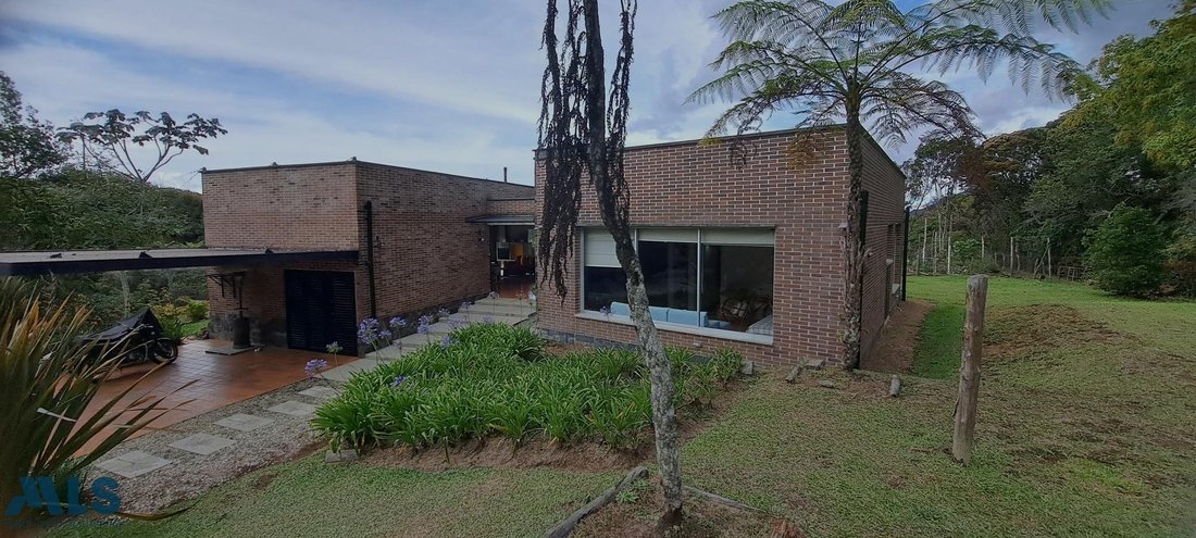 House in Retiro, Antioquia, Colombia 1 - 16208804