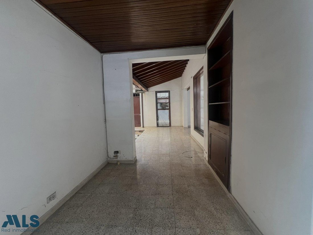 House in Medellín, Antioquia, Colombia 3 - 16208304