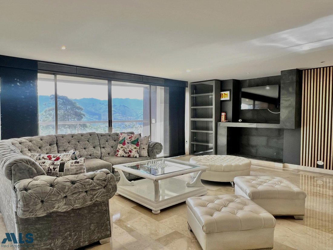 Apartment in Medellín, Antioquia, Colombia 3 - 16208826
