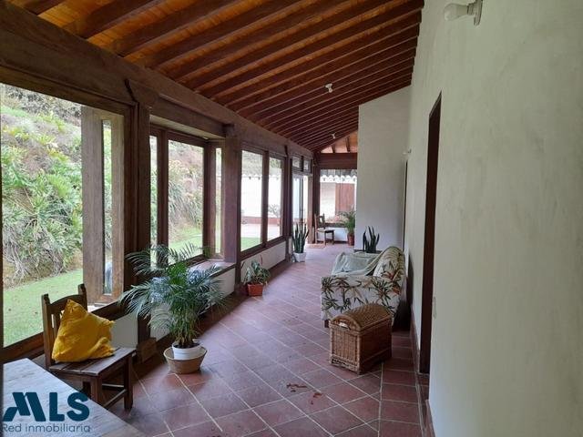 House in El Carmen, Rionegro, Colombia 5 - 16208520