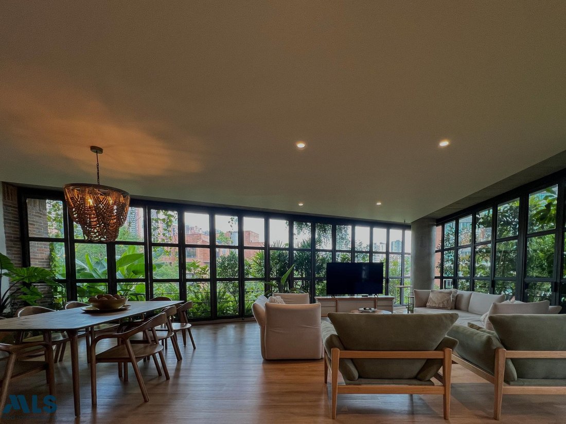 Apartment in Medellín, Antioquia, Colombia 3 - 16208346