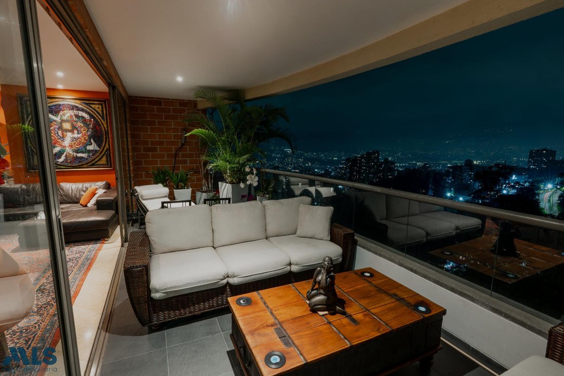 Apartment in Medellín, Antioquia, Colombia 4 - 16208505