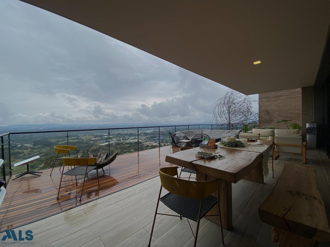 Apartment in Candilejas, Antioquia, Colombia 1 - 16208896