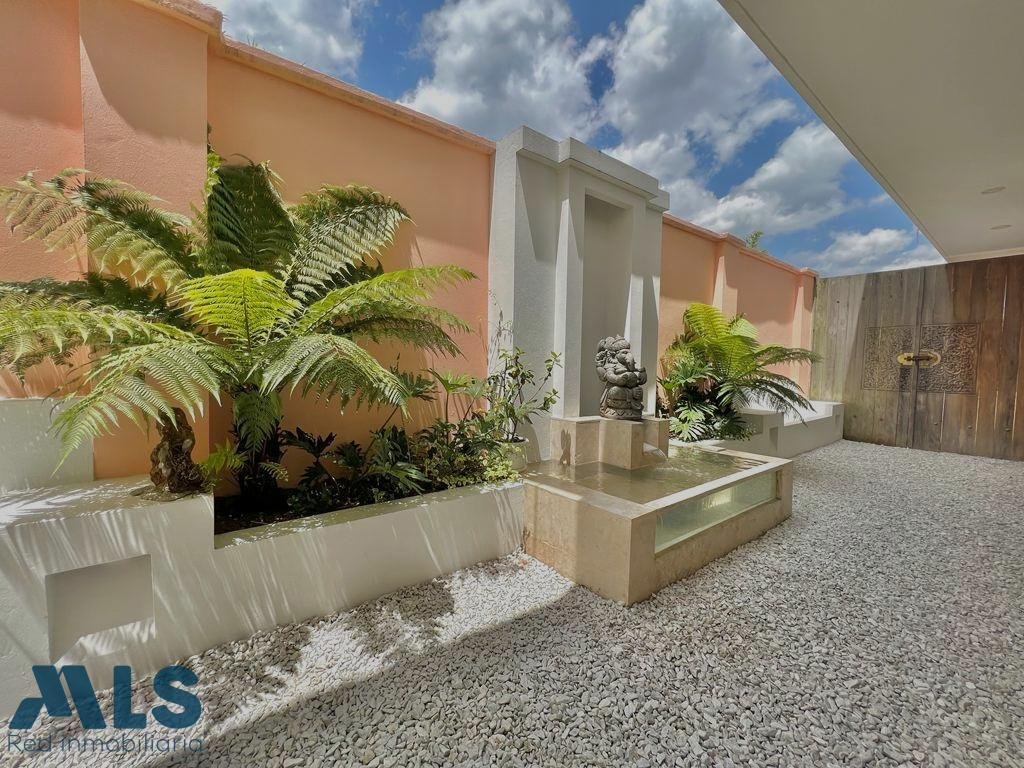 House in Medellín, Antioquia, Colombia 1 - 16208544