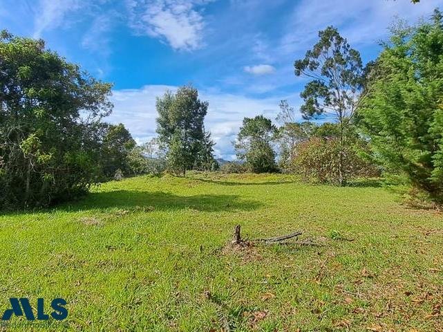 Land in El Cebadero, Antioquia, Colombia 1 - 16208859