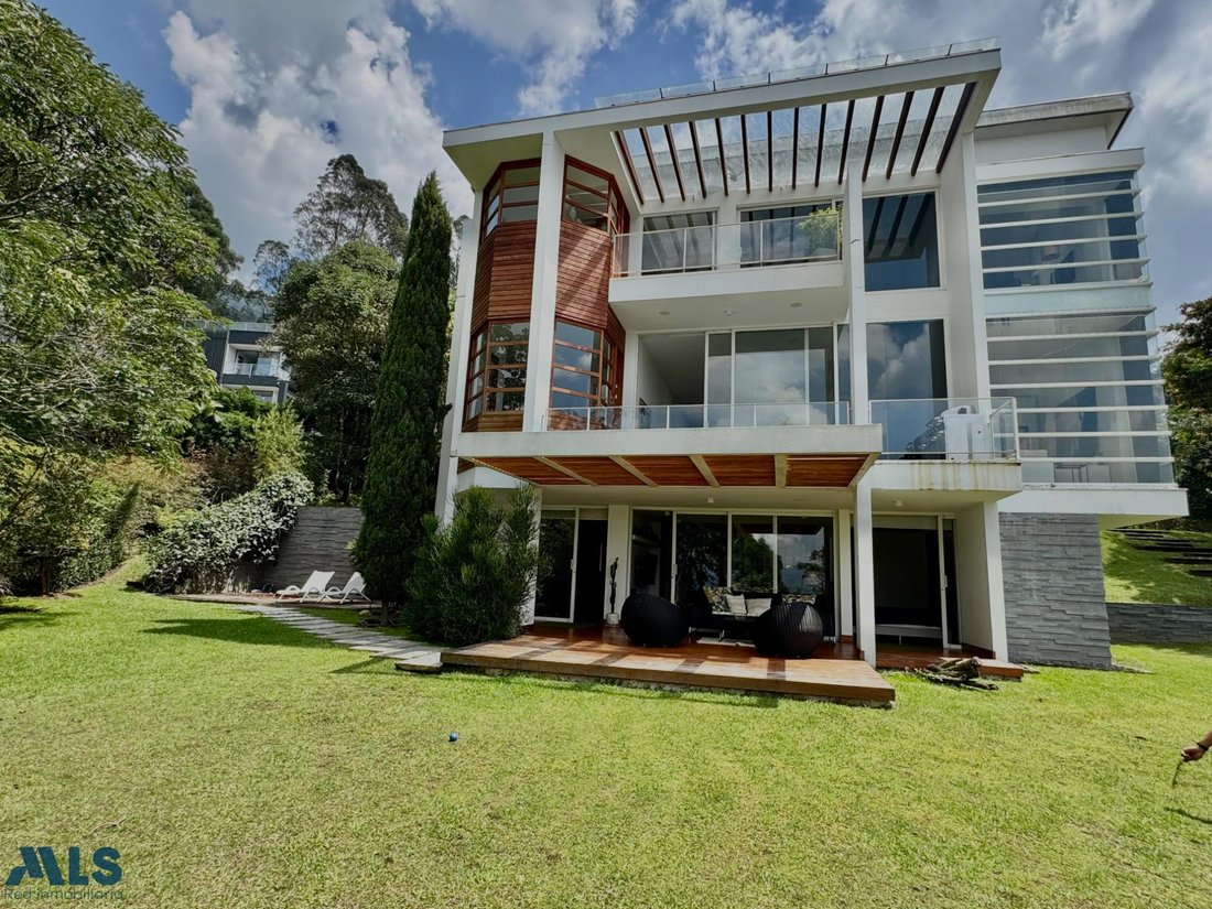 House in Santa Elena, Antioquia, Colombia 2 - 16208246