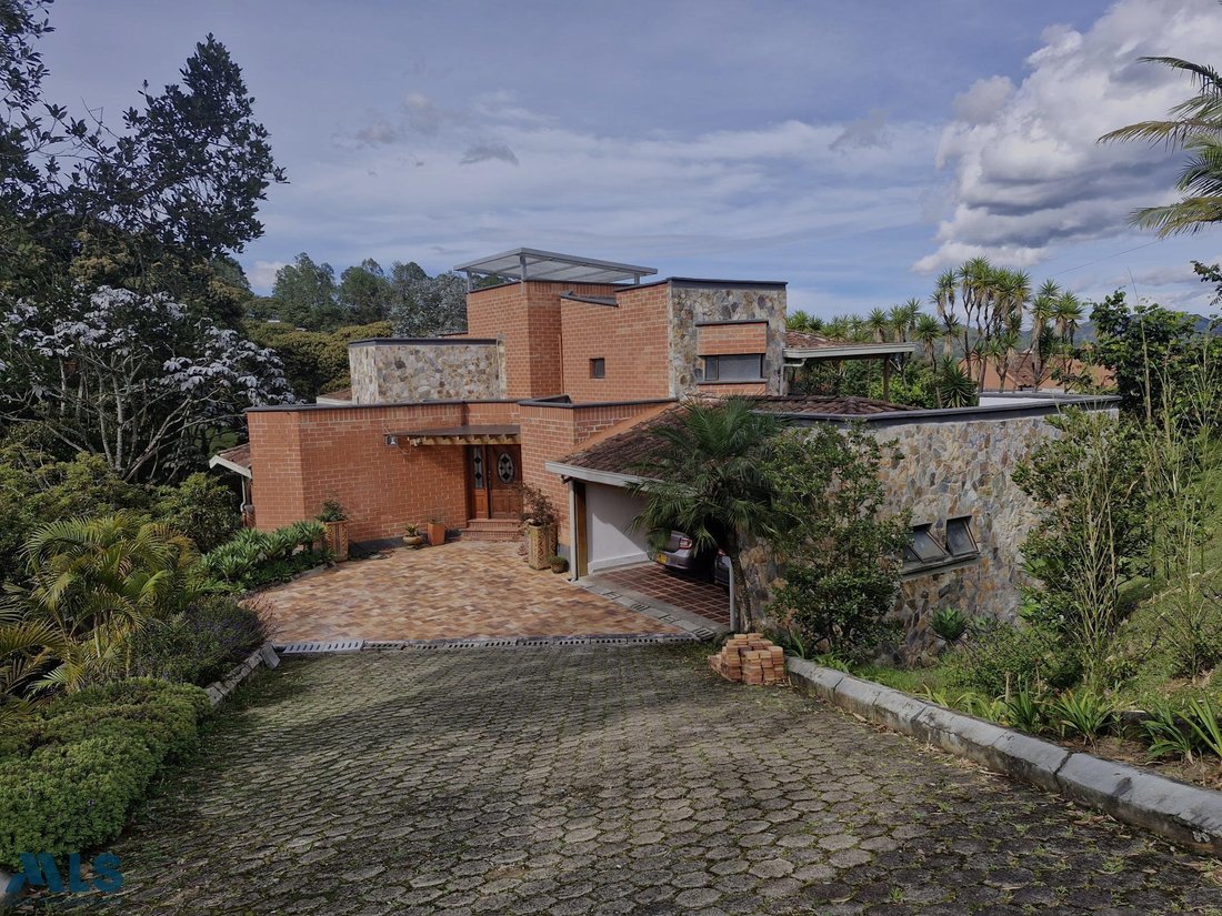 House in La Fe, Antioquia, Colombia 1 - 16208700