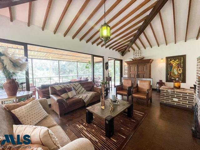 House in Medellín, Antioquia, Colombia 4 - 16208788