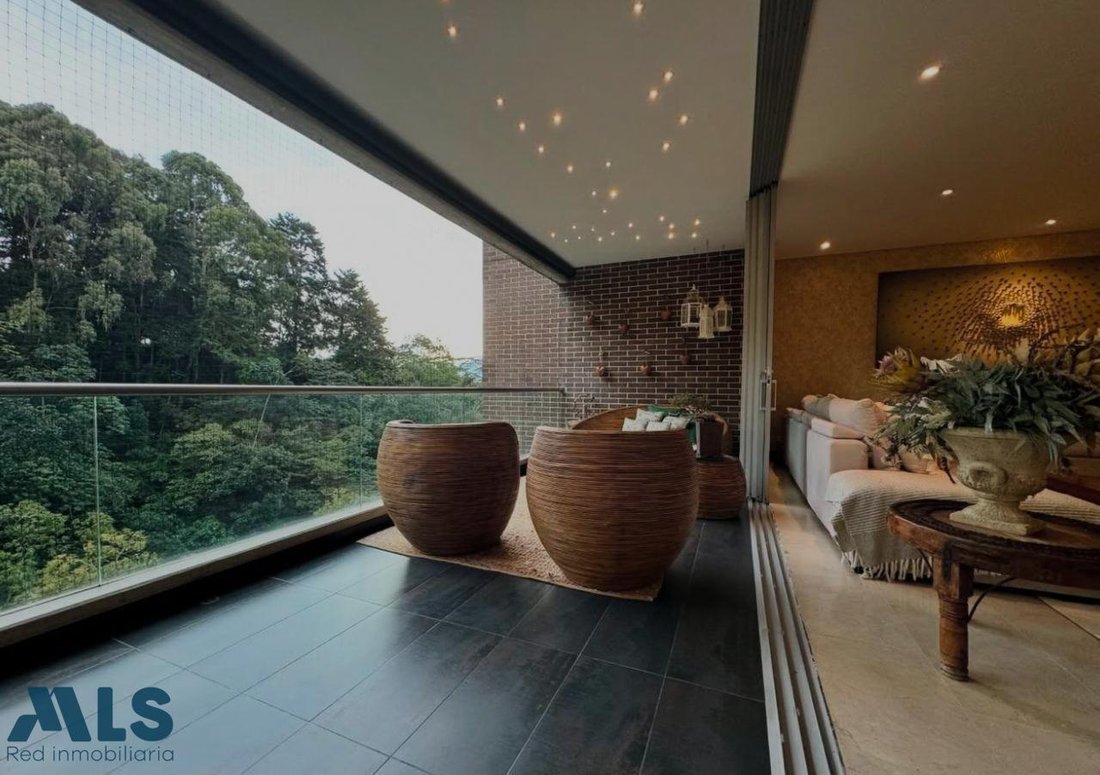 Apartment in Medellín, Antioquia, Colombia 2 - 16208653