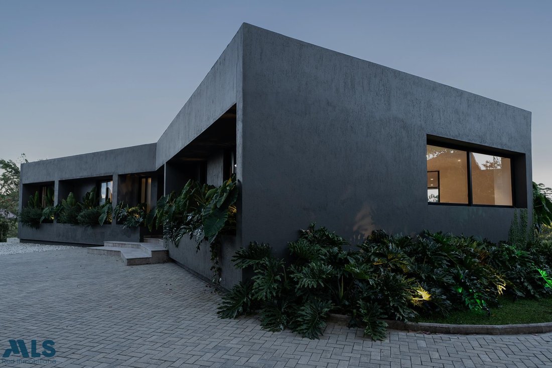House in El Retiro, Retiro, Colombia 2 - 16208874