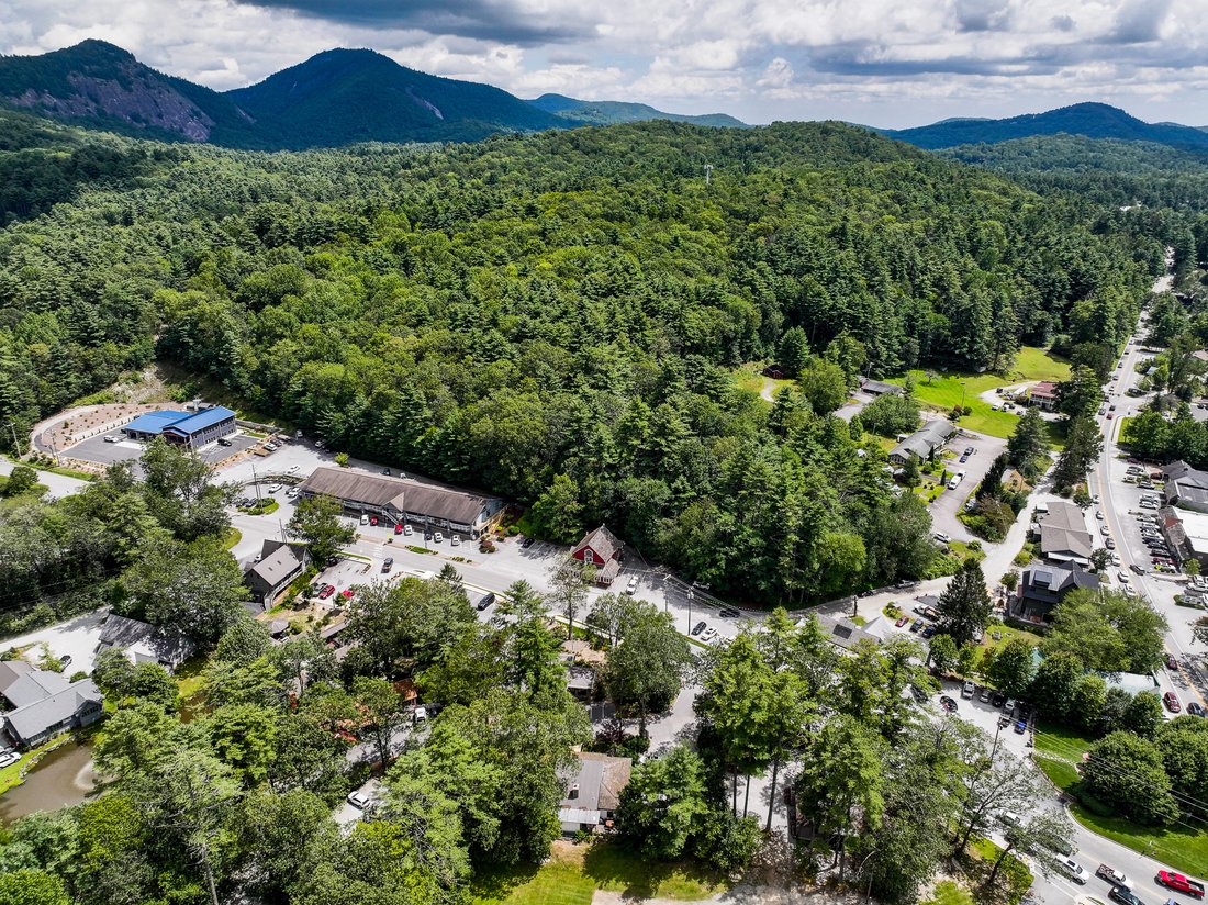 Land in Highlands, North Carolina, United States 5 - 16208927