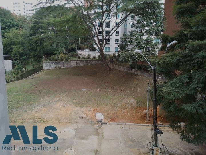 Land in Medellín, Antioquia, Colombia 1 - 16208368