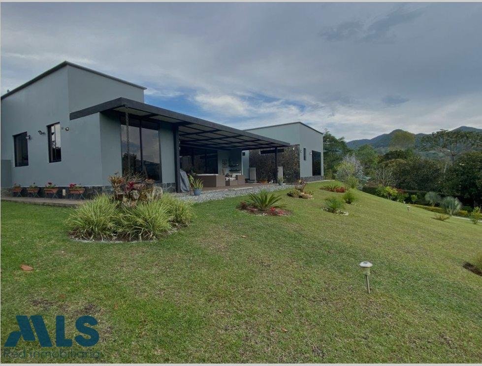 House in La Ceja, La Ceja, Colombia 1 - 16208677
