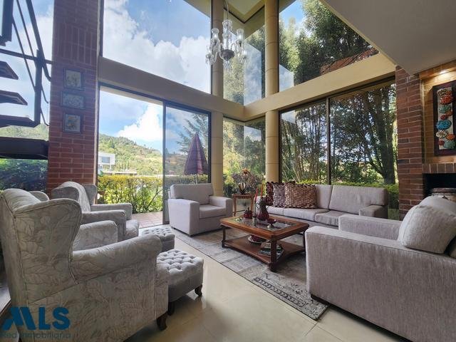 House in Medellín, Antioquia, Colombia 2 - 16208327