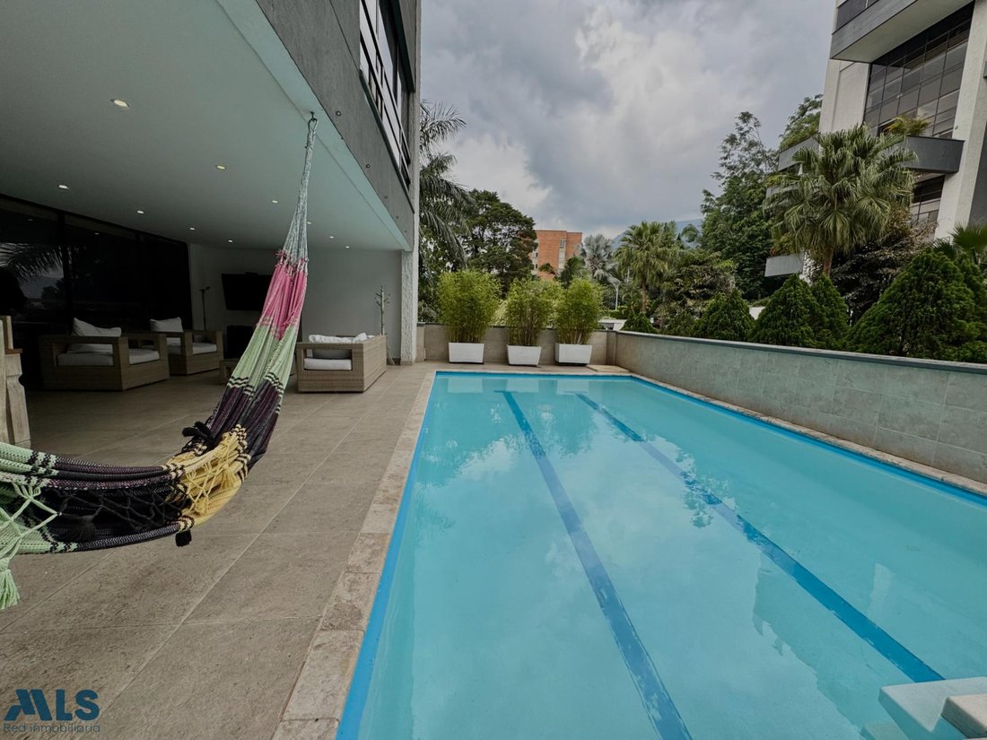 Apartment in Medellín, Antioquia, Colombia 1 - 16208871