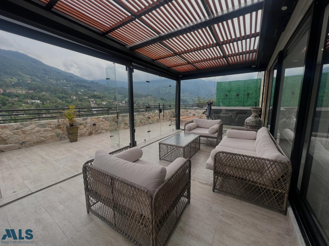 Apartment in Envigado, Antioquia, Colombia 1 - 16208658