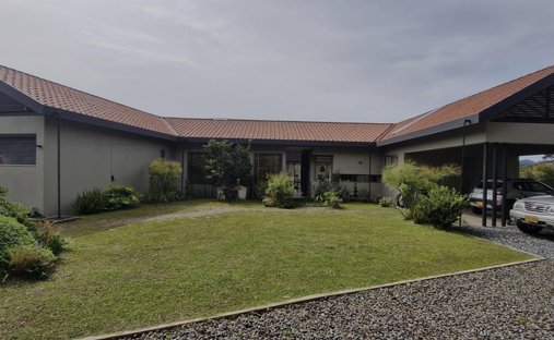 Haus in Vereda Vilachuaga, Departamento de Antioquia, Kolumbien 1