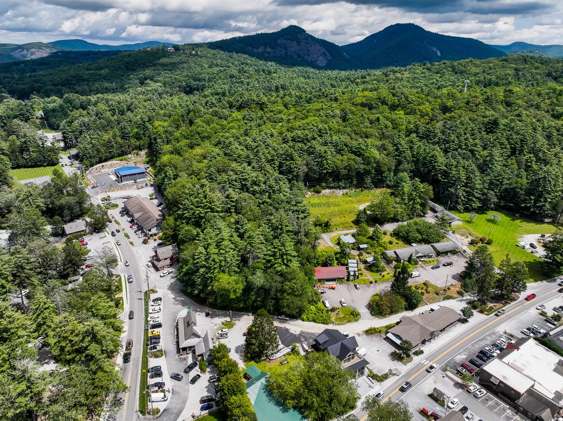 Land in Highlands, North Carolina, United States 3 - 16208927