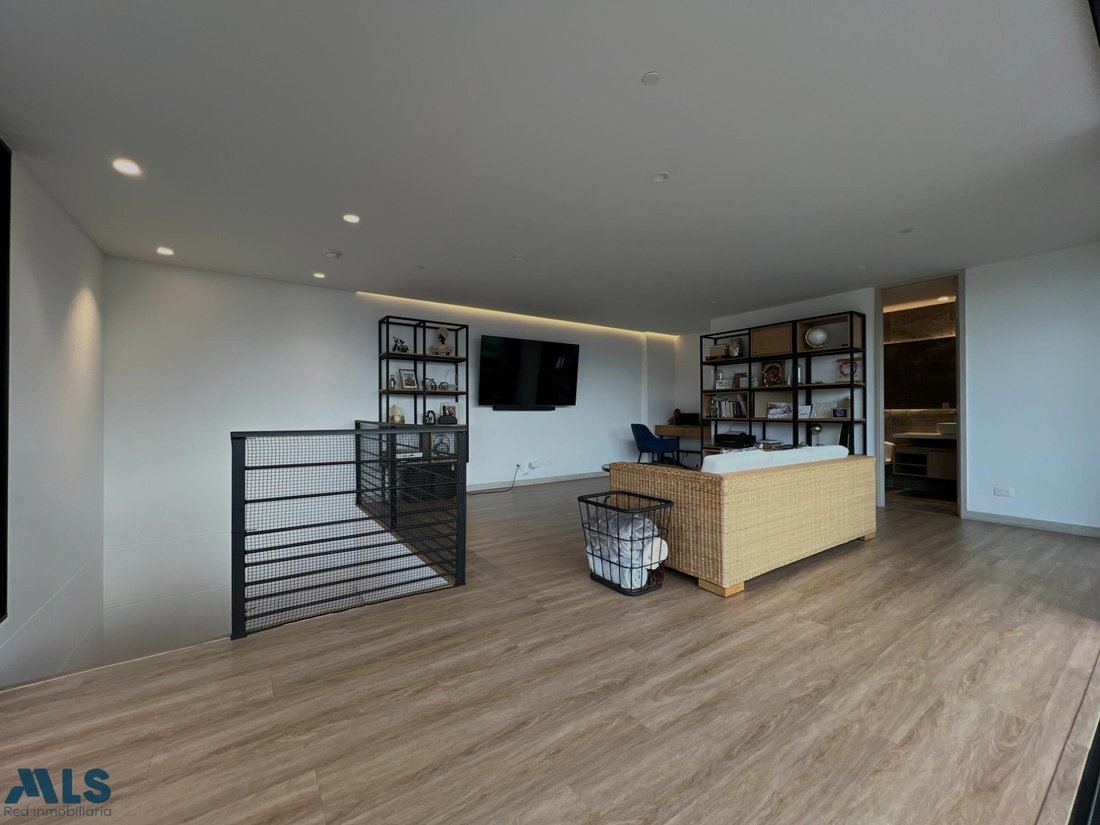 Apartment in Envigado, Antioquia, Colombia 3 - 16209006