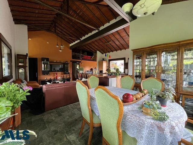 House in Santa Elena, Antioquia, Colombia 5 - 16208338