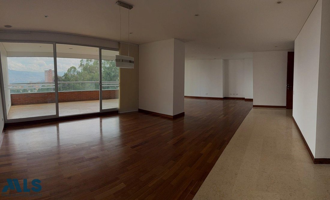 Apartment in Medellín, Antioquia, Colombia 2 - 16208324