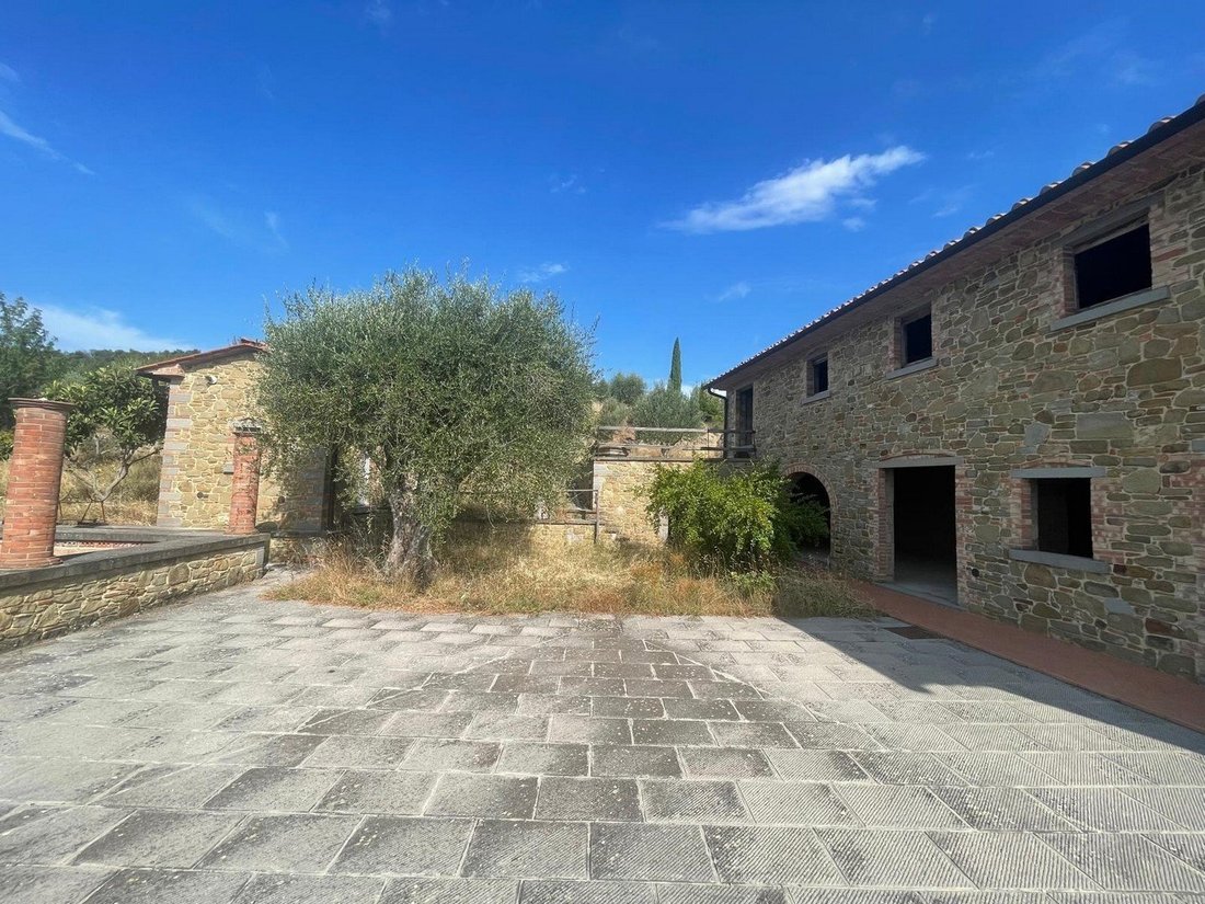 Villa in Civitella In Val di Chiana, Tuscany, Italy 3 - 16219723