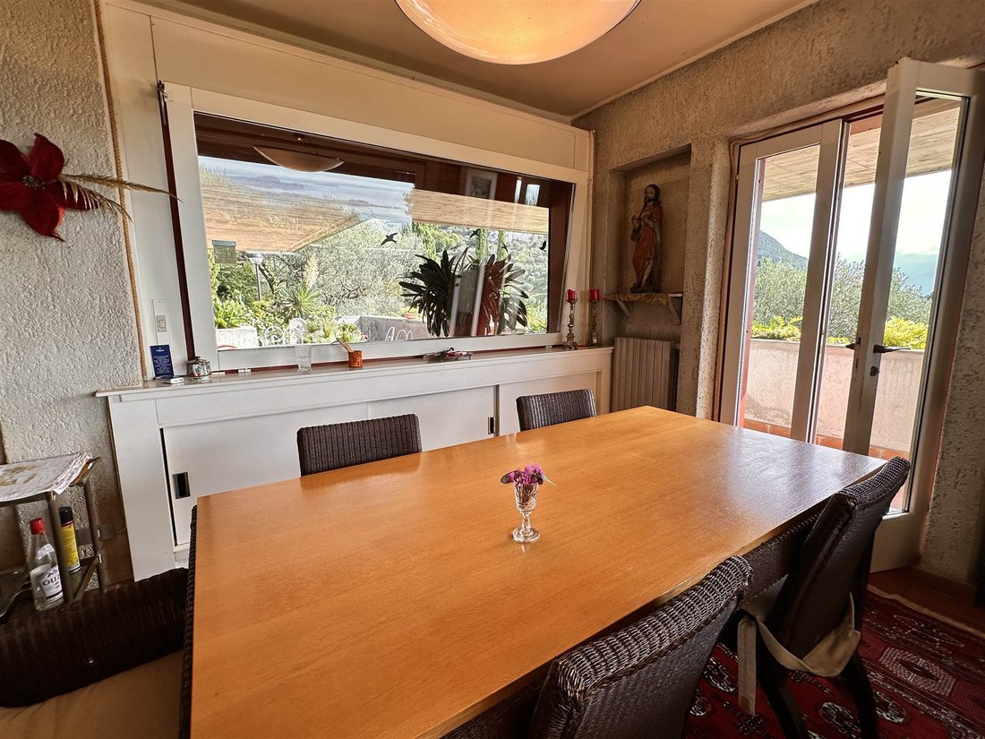 Villa in Gardone Riviera, Lombardei, Italien 4 - 16213579