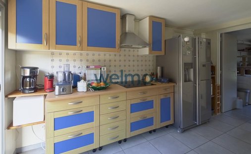 House 379m² Living Space, Great Comfort And Geothermal Energy