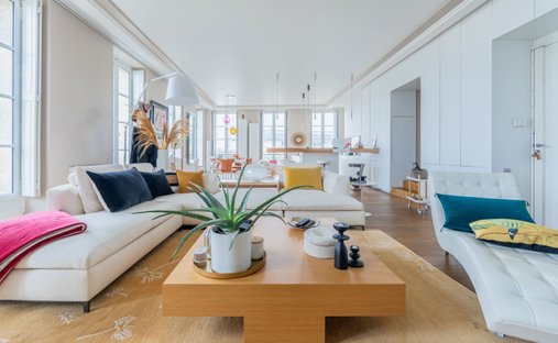 Apartment in Hôtel de Ville-Quinconce-Saint Seurin-Fondaudège, Bordeaux, France 1