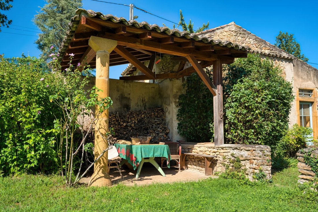 Estate in Lozanne, Auvergne-Rhône-Alpes, France 5 - 16209745