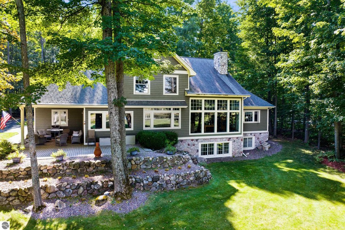 House in Central Lake, Michigan, United States 3 - 16214326