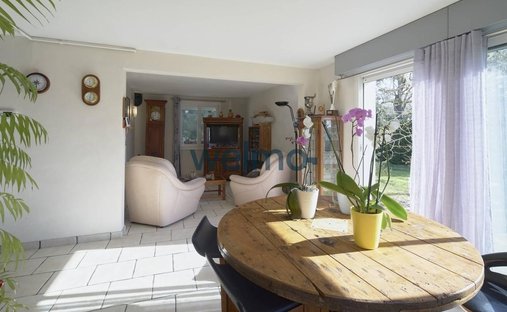 House 379m² Living Space, Great Comfort And Geothermal Energy