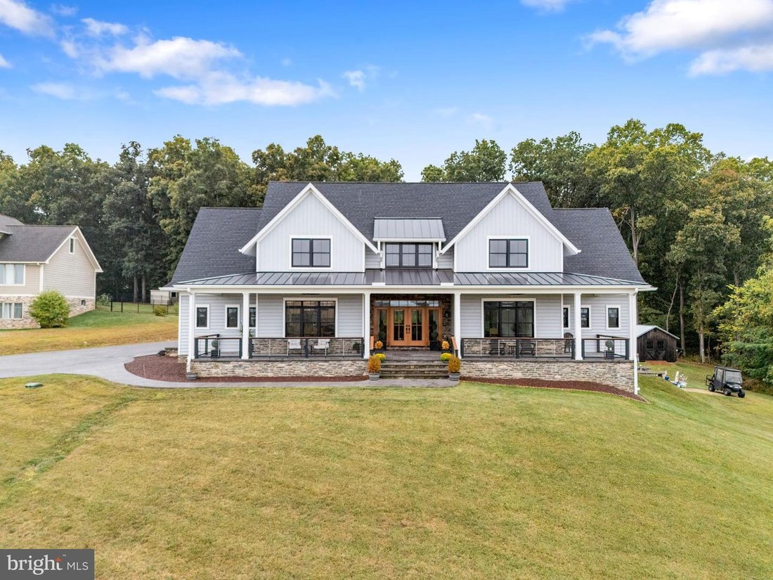 House in Hanover, Pennsylvania, United States 1 - 16215069