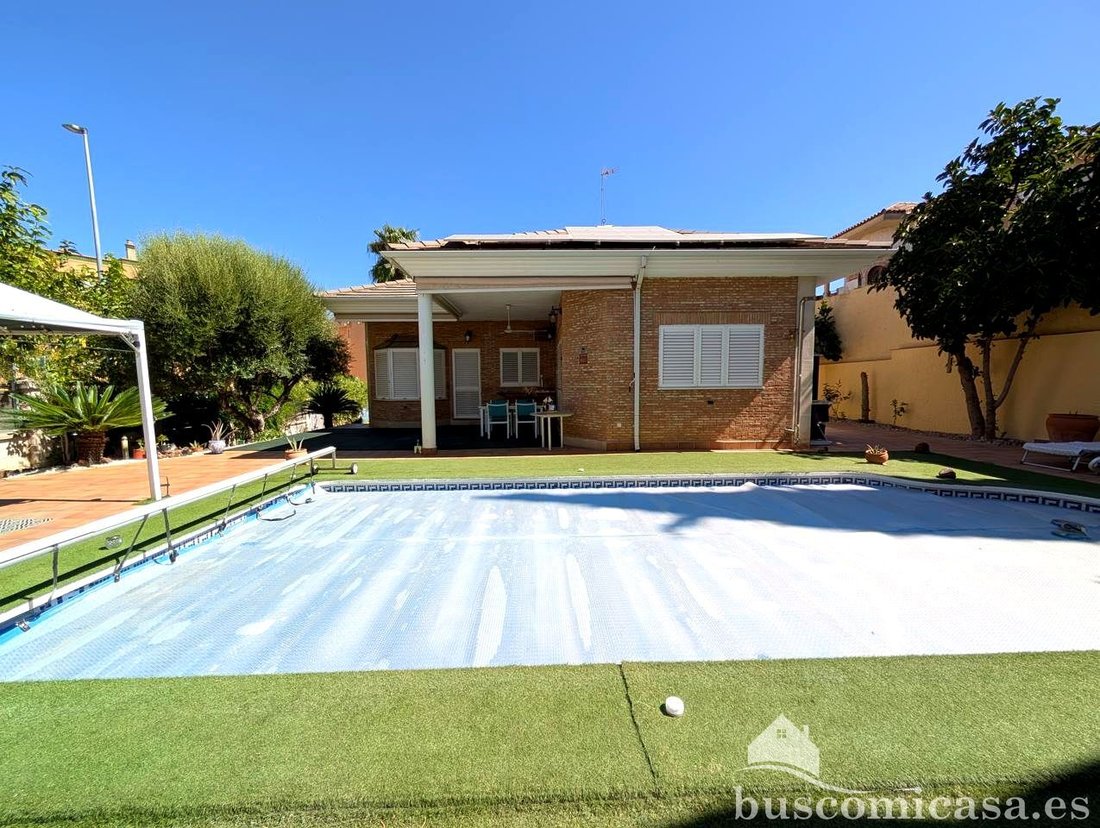 Villa in Linares, Andalusia, Spain 2 - 16209575