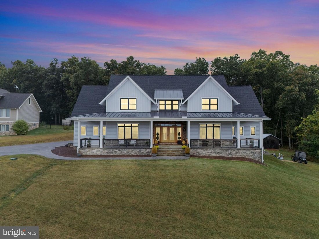 House in Hanover, Pennsylvania, United States 2 - 16215069