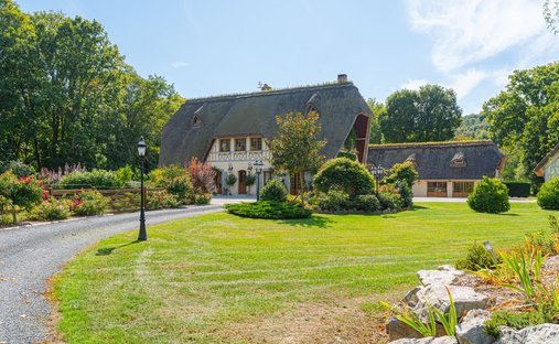 Castle for Sale in Pont-Audemer, Normandy, France