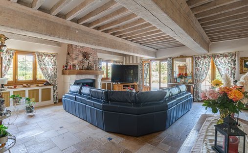 Castle for Sale in Pont-Audemer, Normandy, France