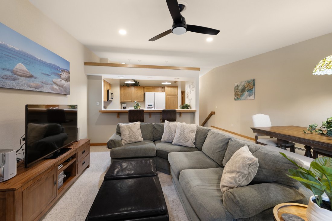 Condo in Incline Village, Nevada, United States 3 - 15155434