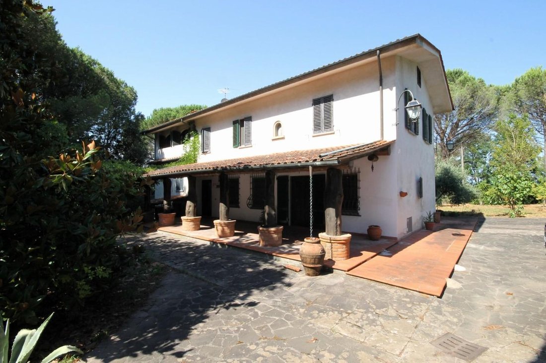 Villa in Montecarlo, Tuscany, Italy 1 - 16215534