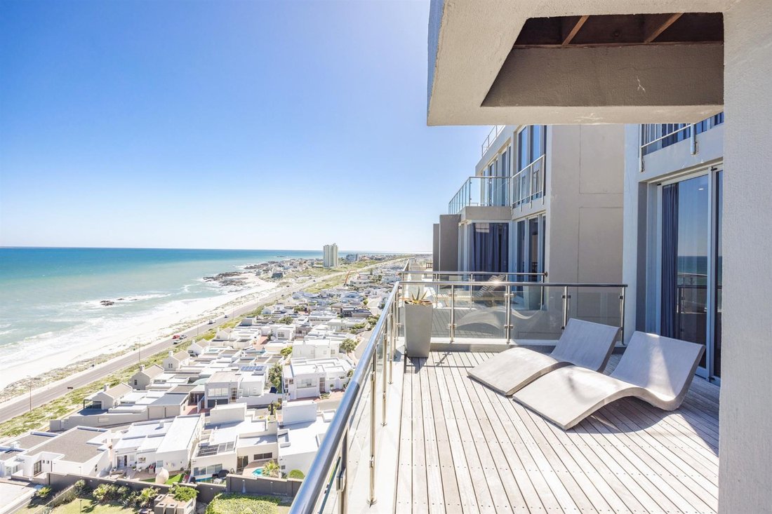 Apartment in West Beach, Cape Town, Western Cape 2 - 16211884