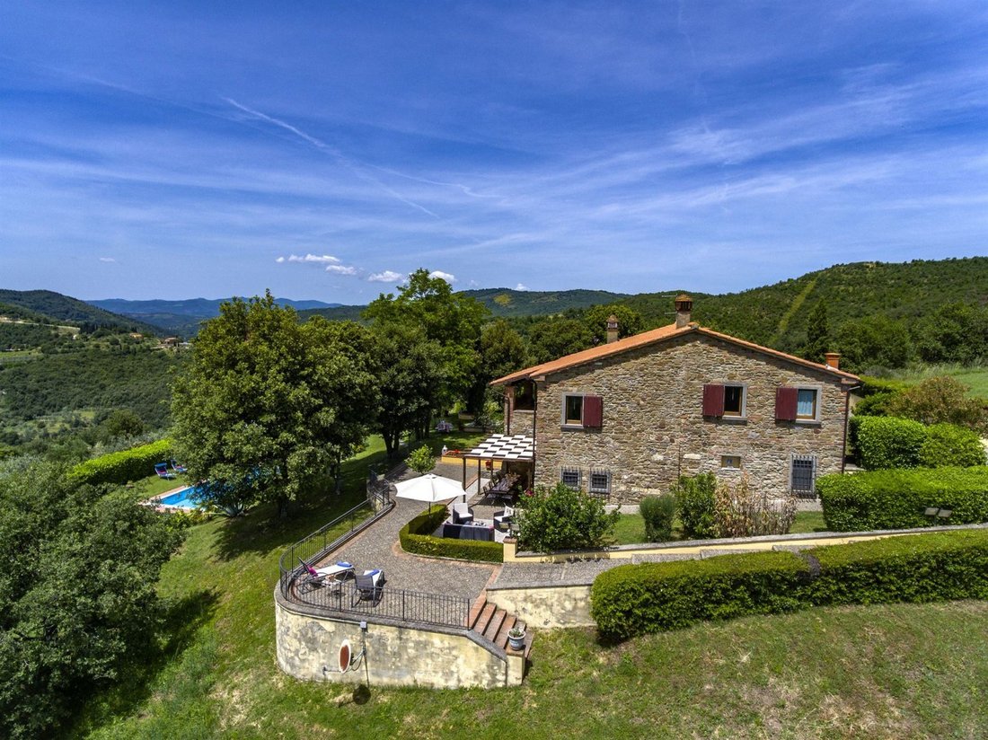 Villa in Civitella In Val di Chiana, Tuscany, Italy 1 - 16219727