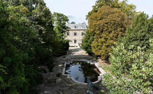 Castle for Sale in Versoix, Genève, Switzerland