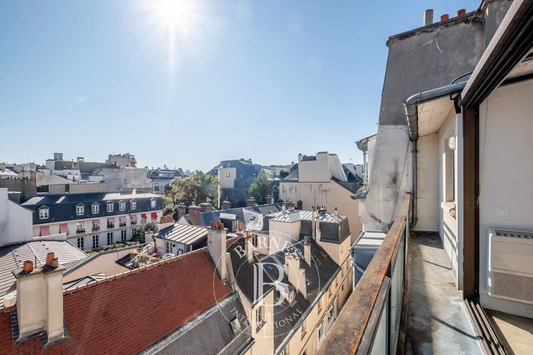 Apartment in Saint Thomas d'Aquin, Paris 7e Arrondissement, Paris 1 - 16215715