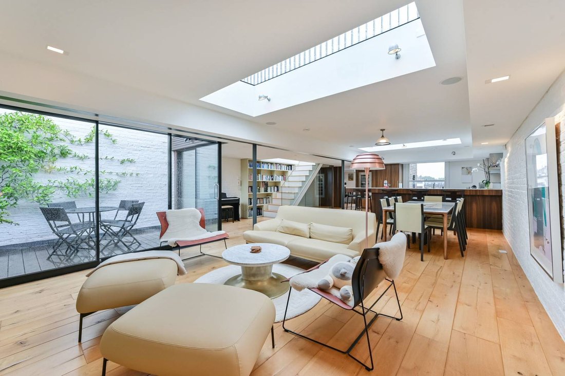 Apartment in South Kensington, Kensington And Chelsea, England 2 - 16209353
