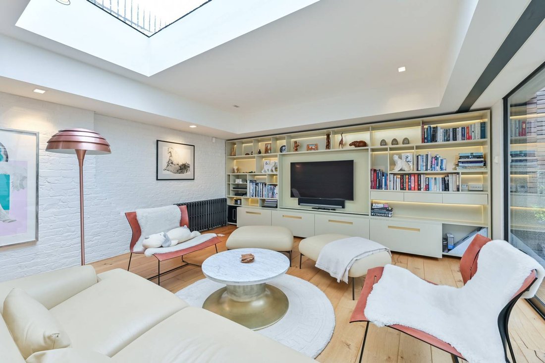 Apartment in South Kensington, Kensington And Chelsea, England 1 - 16209353